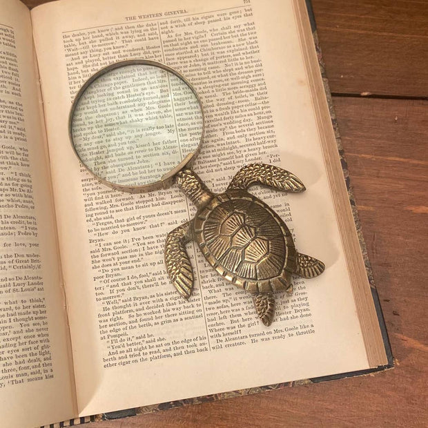 7" Antiqued Brass Turtle Magnifying Glass