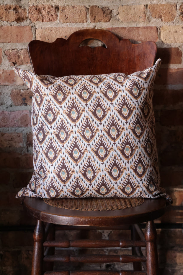 Tashkent Sumac Linen Pillow - 20"x20"