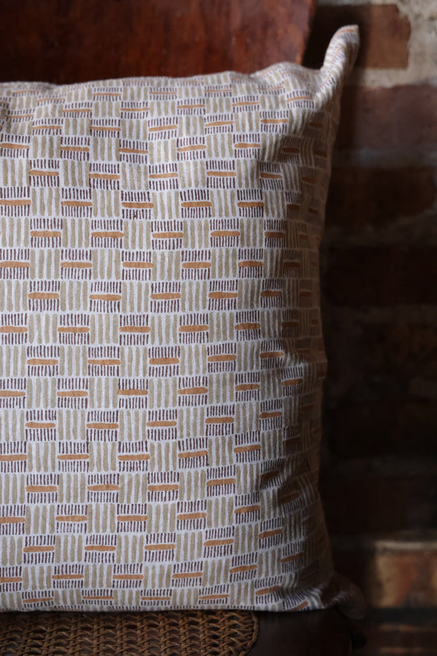 Pinto Amaro Linen Pillow - 20"x20"