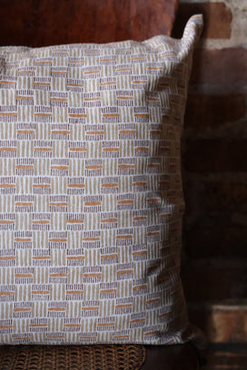 Pinto Amaro Linen Pillow - 20