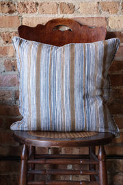 Sikar Walnut Pillow