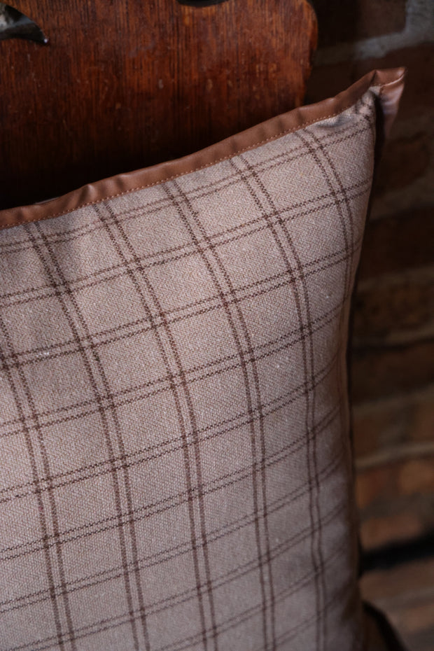 20 inch Tweed Tan & Brown Plaid w/ Leather