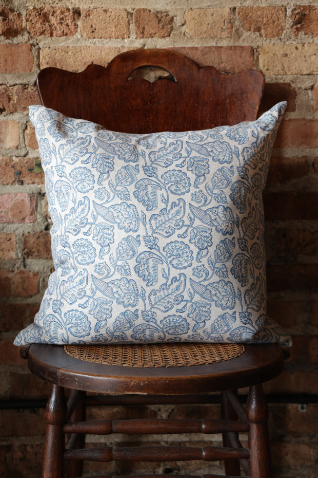 Savoie Riviera Linen Pillow - 20" x 20"