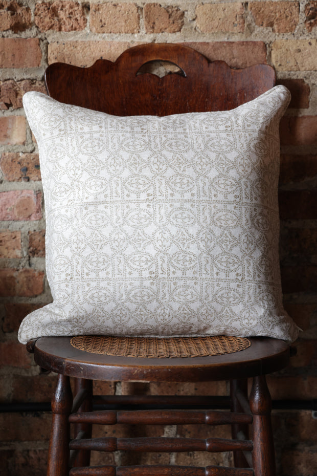 Palermo Elm Linen Pillow - 20" x 20"