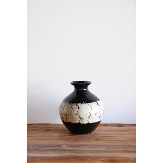 Black W/White Lava Haeger Vase