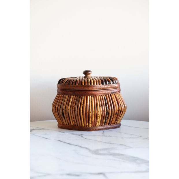 Wooden Detailed Box W/Lid