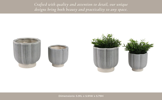 Blue/Ivory Stoneware Scallop Planter