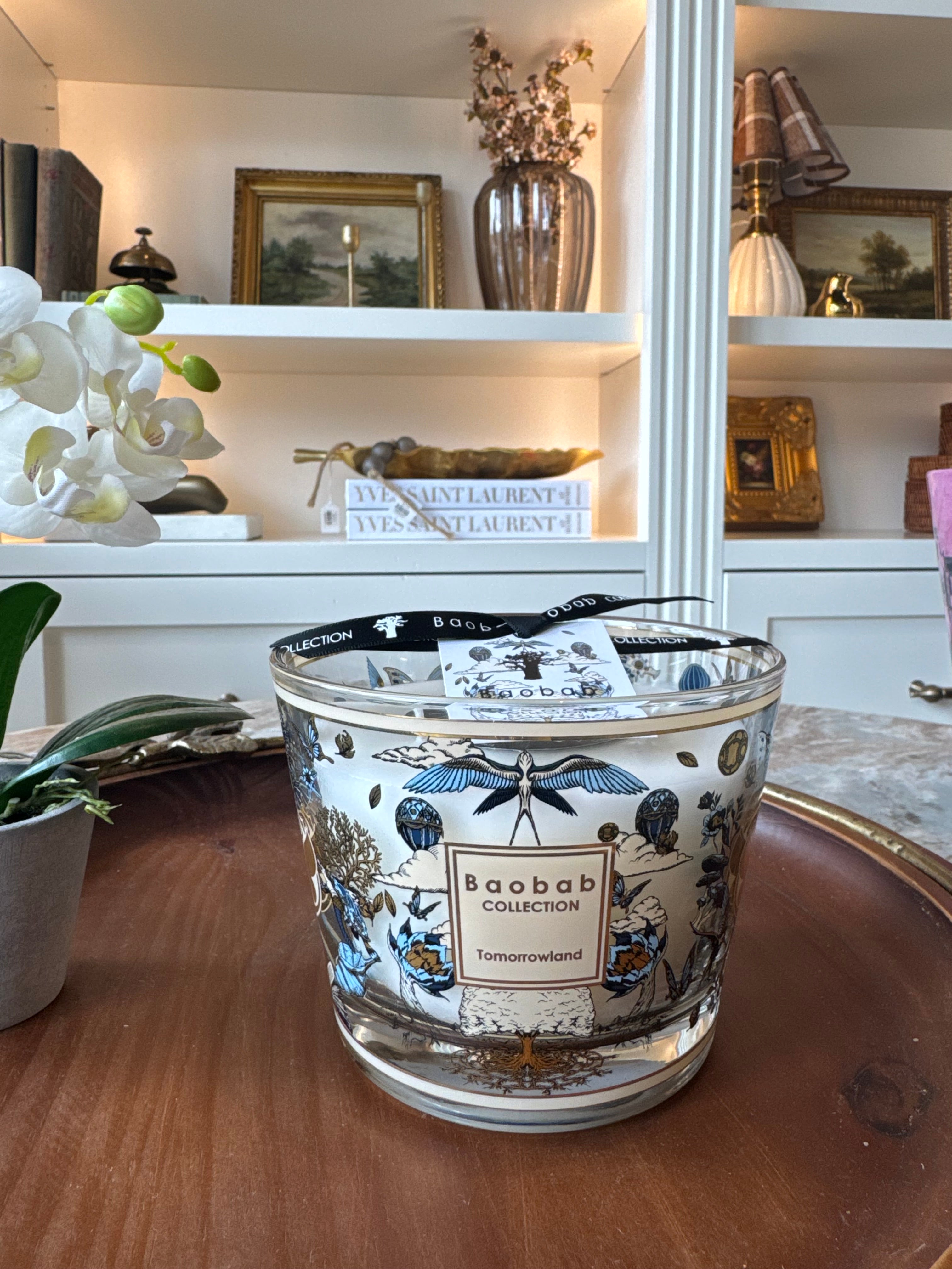 Tomorrowland Candle