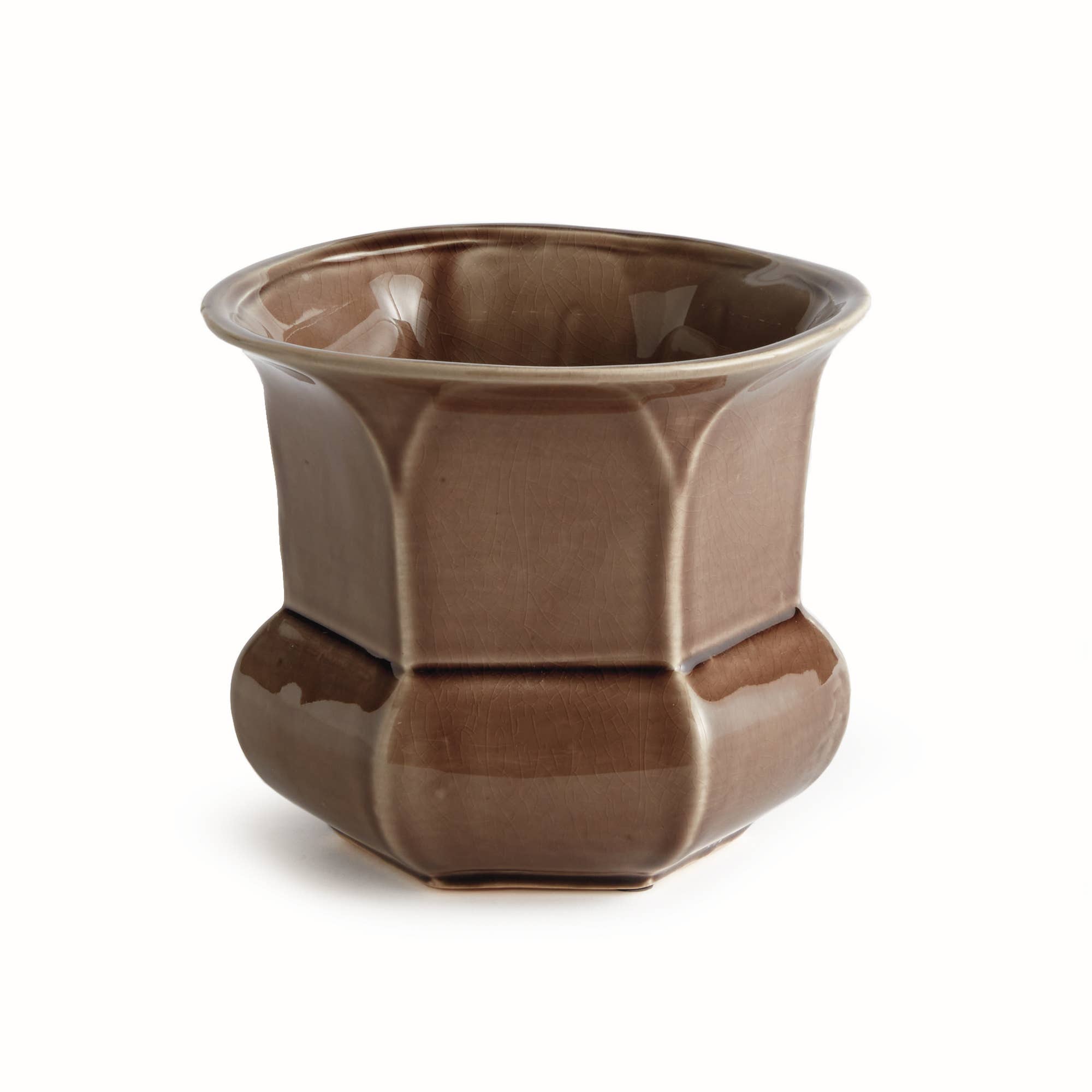 Madison Pot, Brown