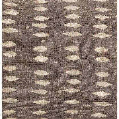 Villa Sand Pillow - 18"x18"