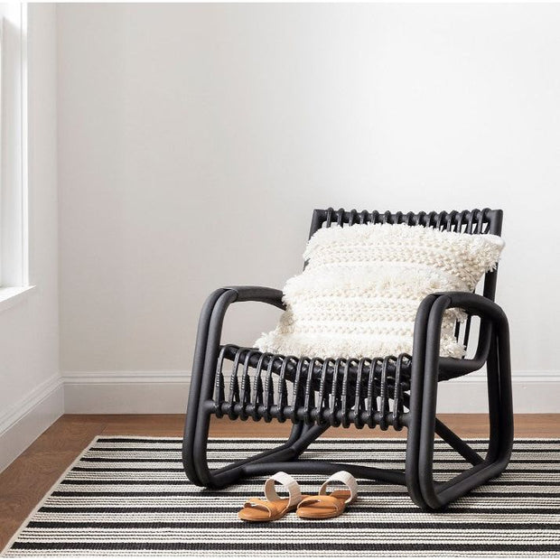 Birmingham Black Handwoven Indoor/Outdoor Rug