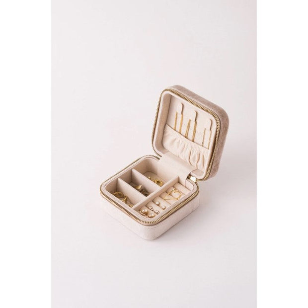 Square Bon Voyage Jewelry Travel Case