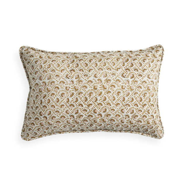 Ordu Petal Linen Pillow - 12" x 18"