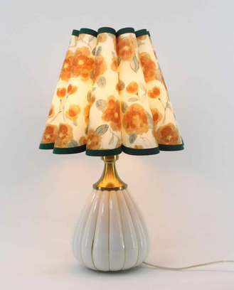 Scalloped Orane Mini Lamp