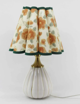 Scalloped Orane Mini Lamp