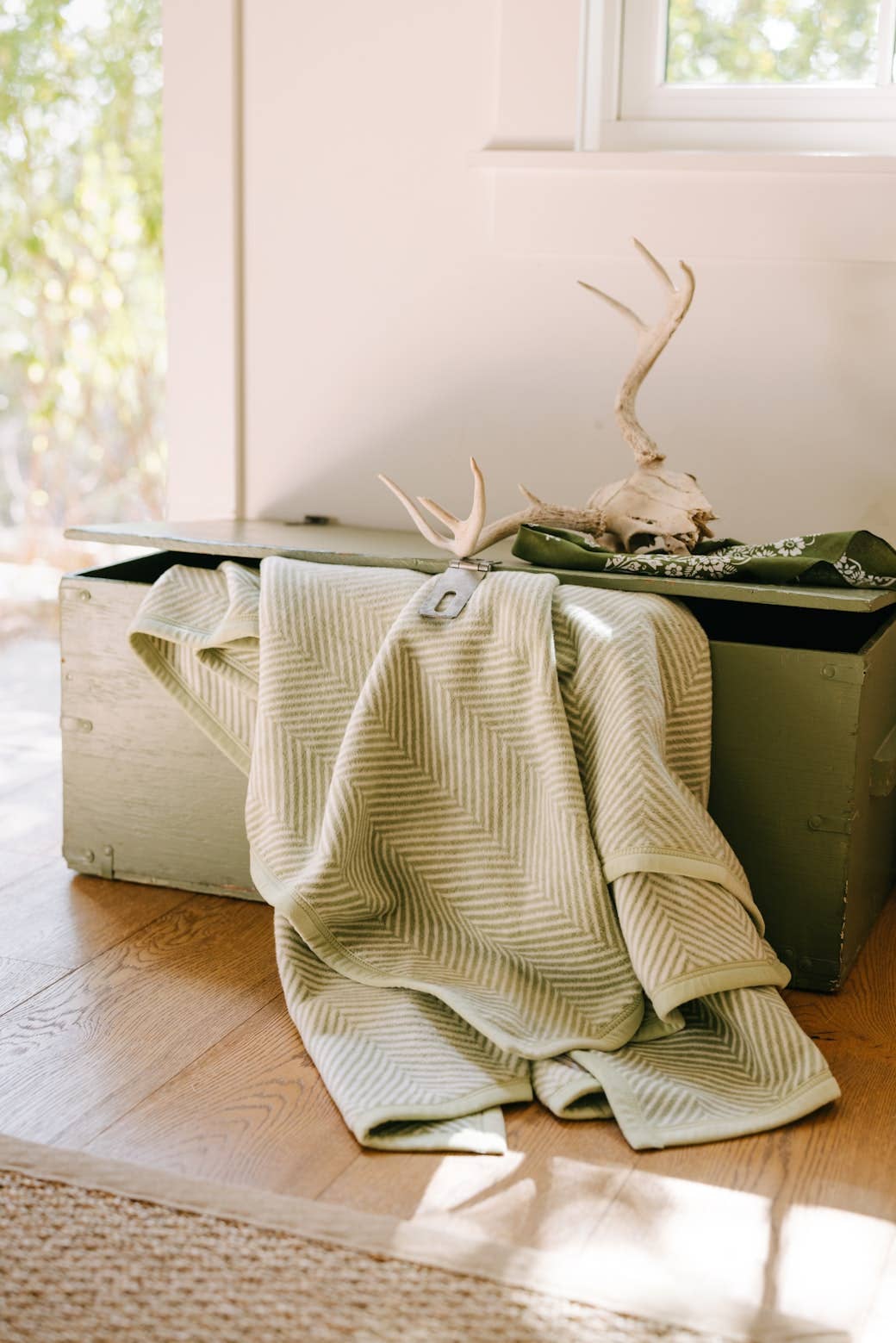 Harborview Herringbone Throw Blanket in Garden Green
