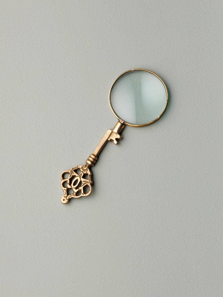 Magnifier key handle Virtueuse