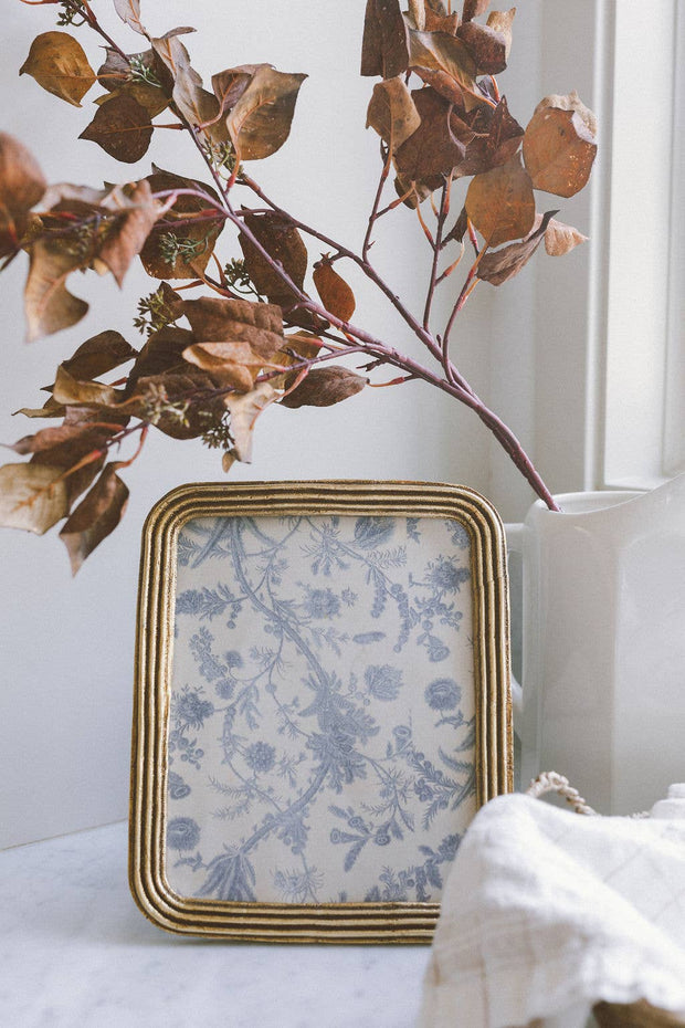 Round Edge Photo Frame