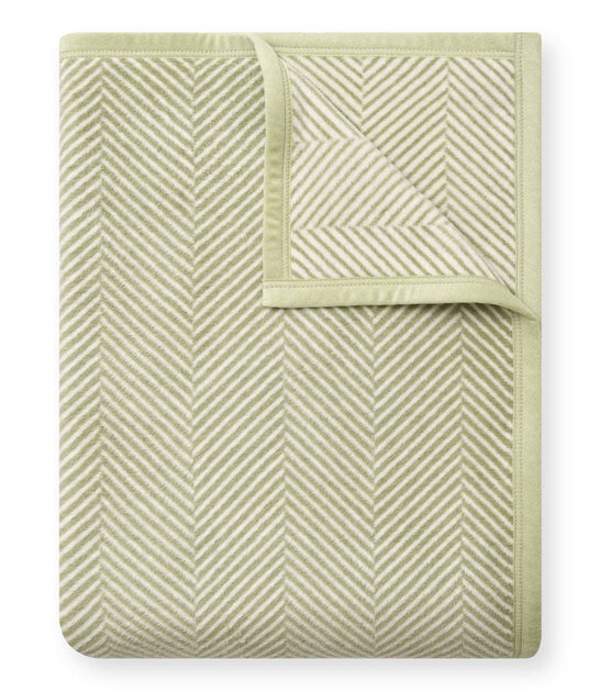 Harborview Herringbone Throw Blanket in Garden Green
