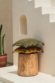 Scallop Velvet Pillow, Moss (20"x20")