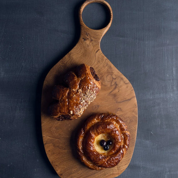 Teak Oval Board with Handle - Large