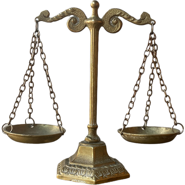 Small Vintage Balancing Scale