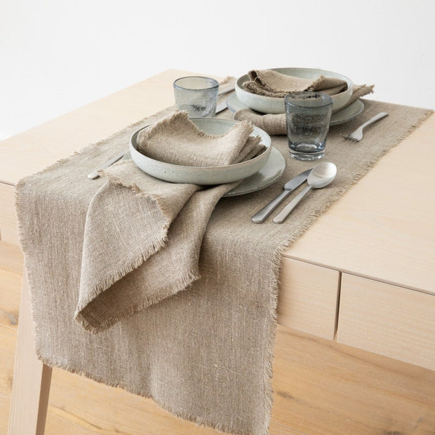 Glen Linen Table Runner
