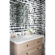 Queen of Spain- Black