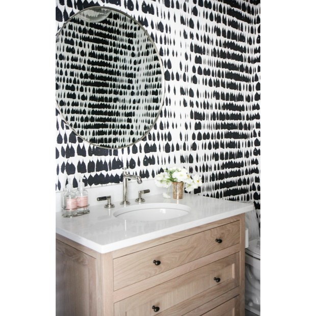 Queen of Spain- Black