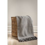 James Oversized Throw - Ivory/Charcoal