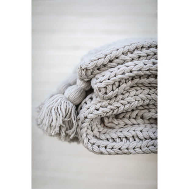 Anacapa Oversized Throw- Light Grey
