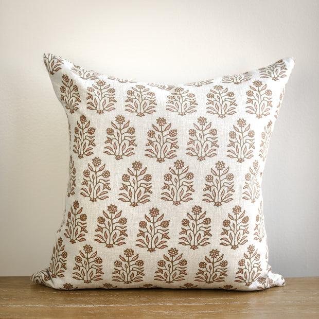 Amer Musk Linen Pillow