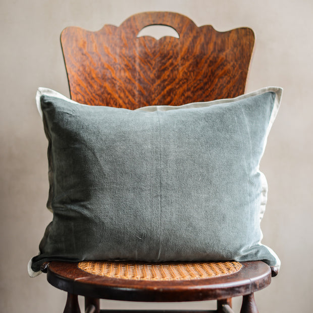 Gehry Velvet/Linen Everglade Pillow - 16"x20"