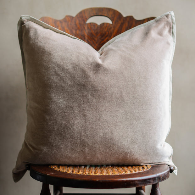 Gehry Velvet/Linen Stone Pillow - 22" Square